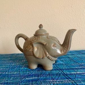 Pier One elephant teapot